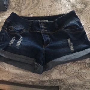 Summer shorts . If curvy you’ll  love !Size 11